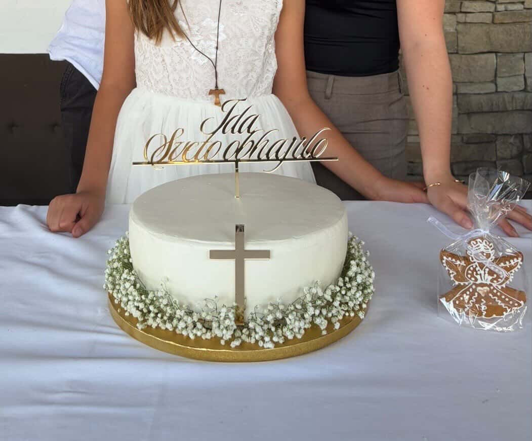 Cake topper s črto