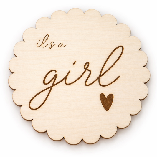 Lesena ploščica “It’s a girl”